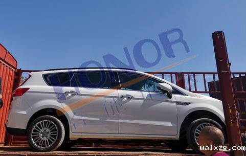 4×4纯电动SUV